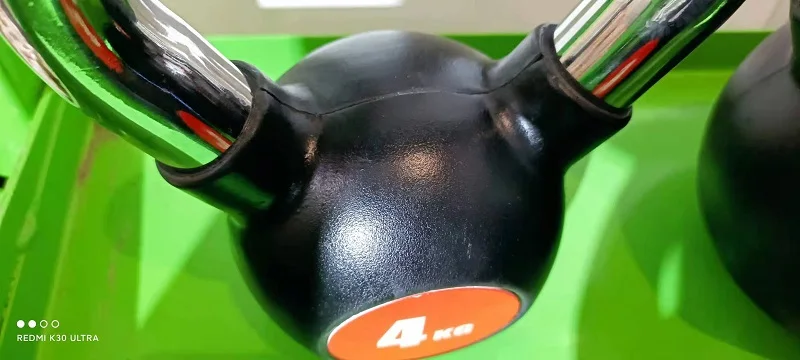 Hot sale Gym encapsulation with rubber Custom logo Black Rubber steel kettlebell