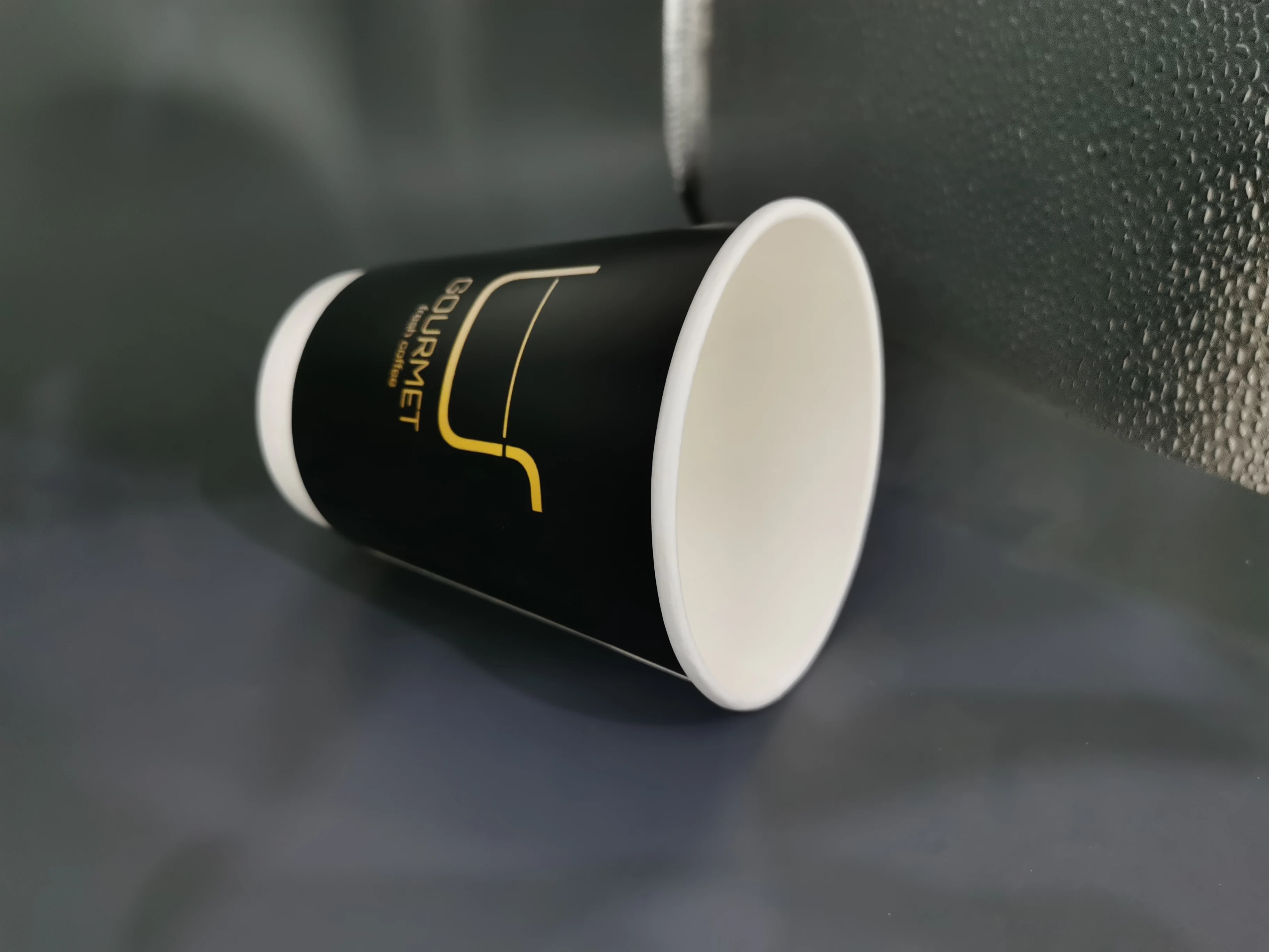 Custom Logo Disposable Double Wall Hot Coffee Paper Cup with PS Lid All Black Customizable with Personalised Design