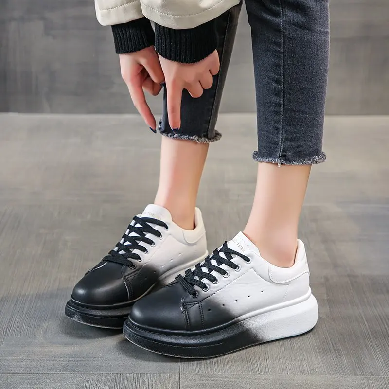 Women Flat Casual Sneakers Lace up Breathable Colorful Platform Shoes Female PU Fashion Ladies Walking Vulcanized Sport Shoes