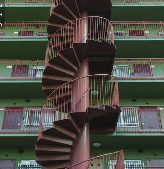 Commercial Outdoor Emergency Ladder Wrought Spiral Stairs Carbon Steel Beam Spiral Staircase