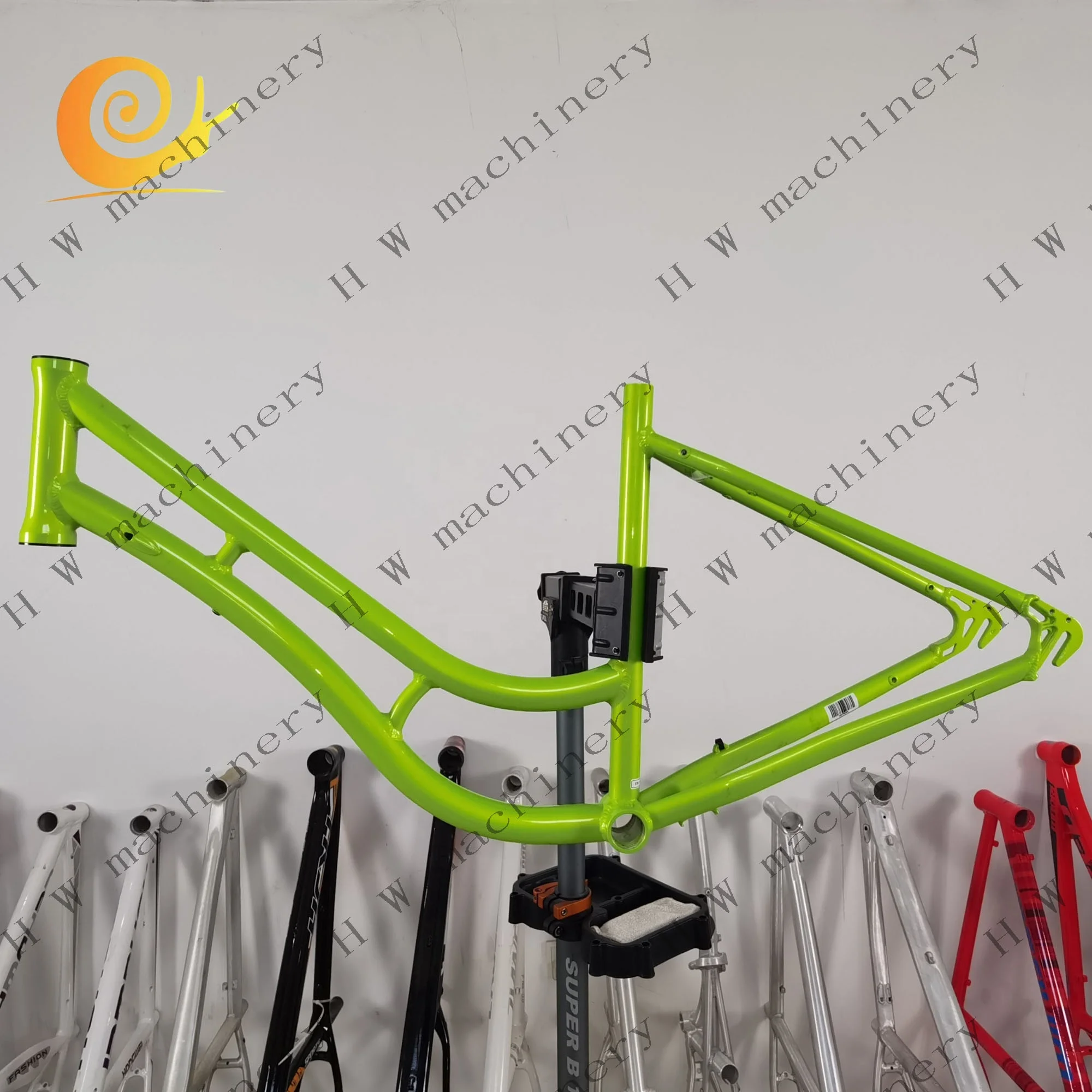 2021 Hot-selling OEM exported to Europe  bicycle parts aluminum alloy road bicycle frame