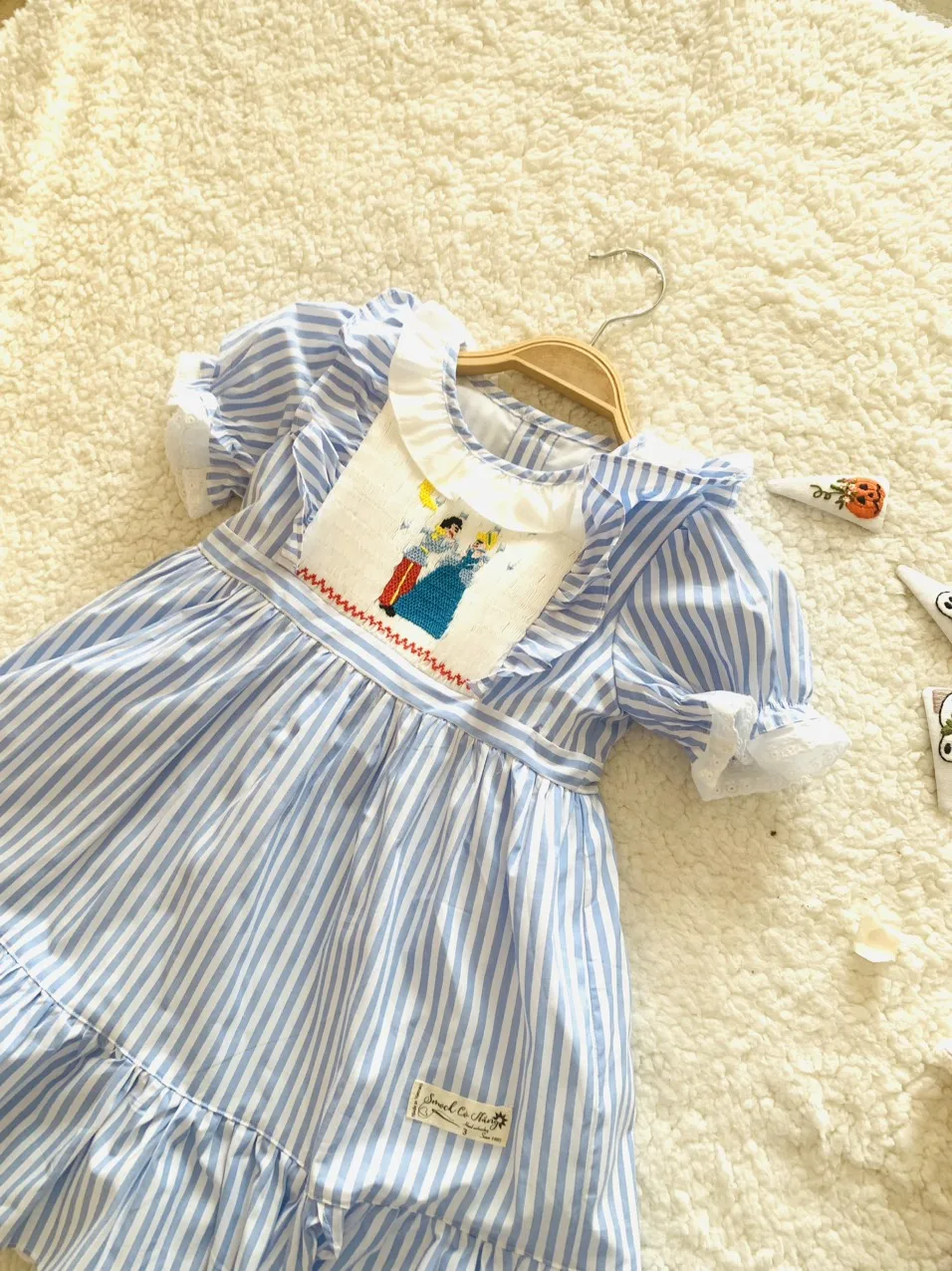 Smock Velvet Dress With Long Sleeves Girls Party Dresses Princess Children Cheap Price  Luxury Using For Baby Girl Baby.