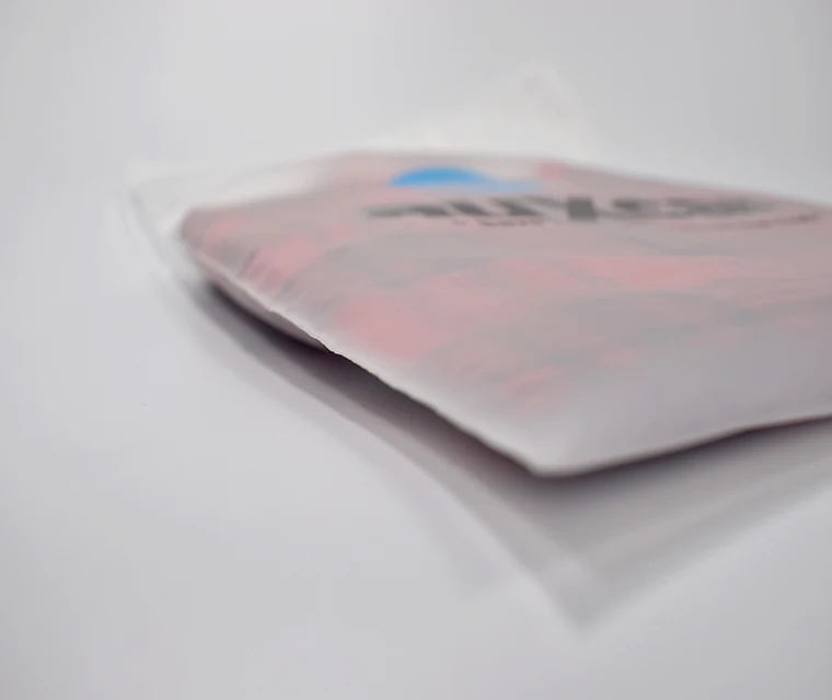 Wholesale In stock Factory zip lock frosted plastic packaging bag for clothes