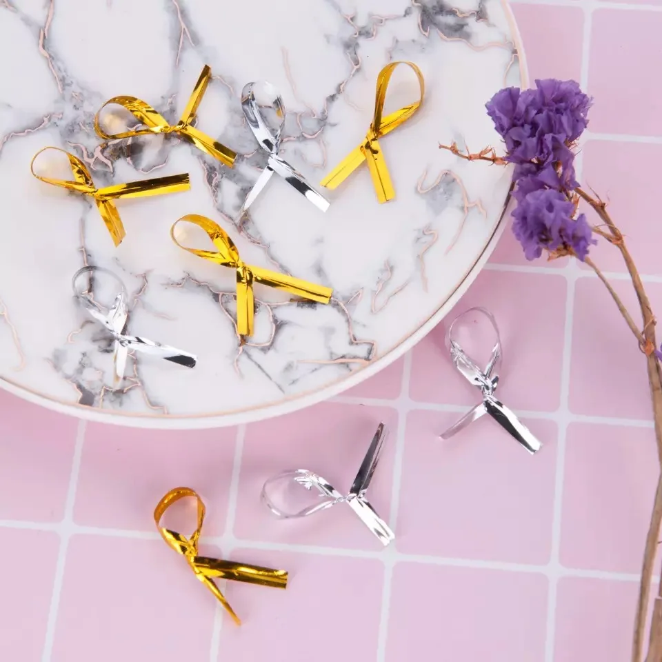 Manufacturer wholesale colorful Plastic 15cm Candy bag decorative twist ties for bread bags in other packaging material