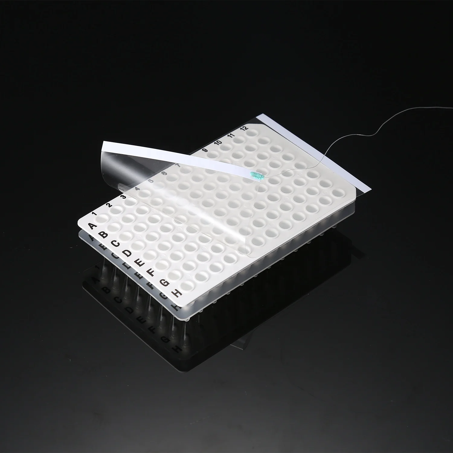 lab consumables No Skirt Transparent pcr test polypropylene 0.2ml 96-Well Pcr Plate