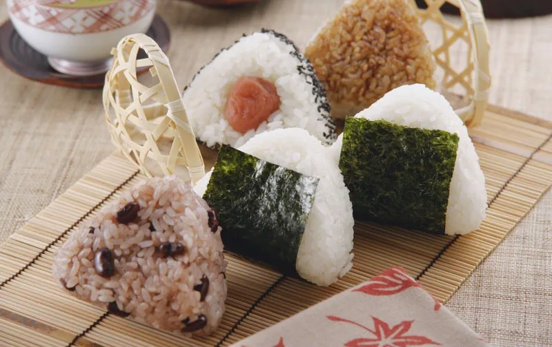 sushi rice seaweed dried seawed nori onigiri nori