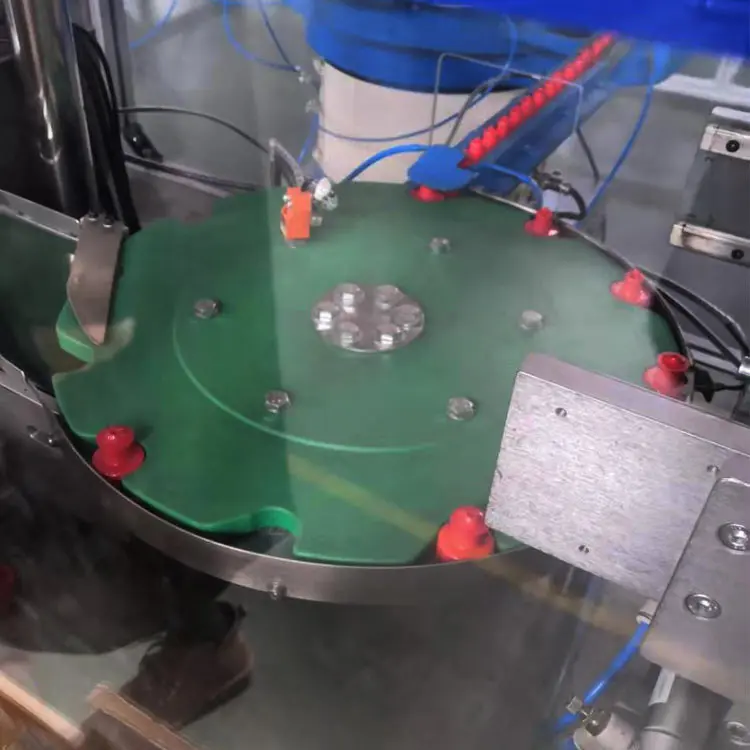 Automatic pp pet pvc bottle cap lining insert gasket machine with good price