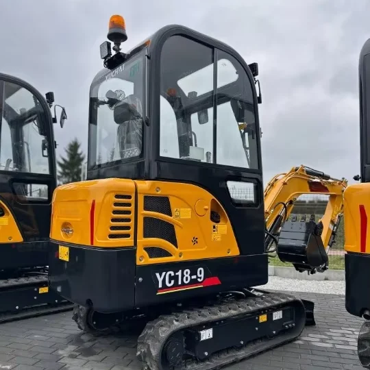 Energy Saving YUCHAI YC18-9 2 Ton Mini Excavator Price for Sale