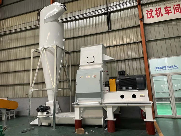 Good Quality New Design 185KW 7-8 tph Biomass Wood Crusher/Wood Hammer Mill Machine for Making Sawdust