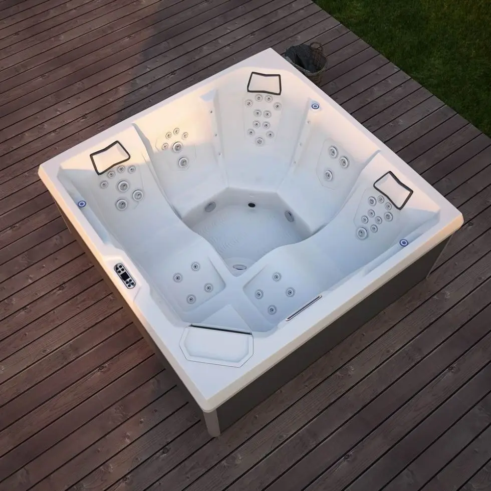 Hot Sale Modern Design Outdoor 5 Adults Spa Tubs Portable Acrylic Whirlpool Jacuzzi with Big Massage Jets for Soaking Hot Sale