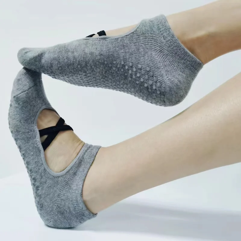 free sample Hot sale yoga pilates sock stretchy anti slip grip socks on sale