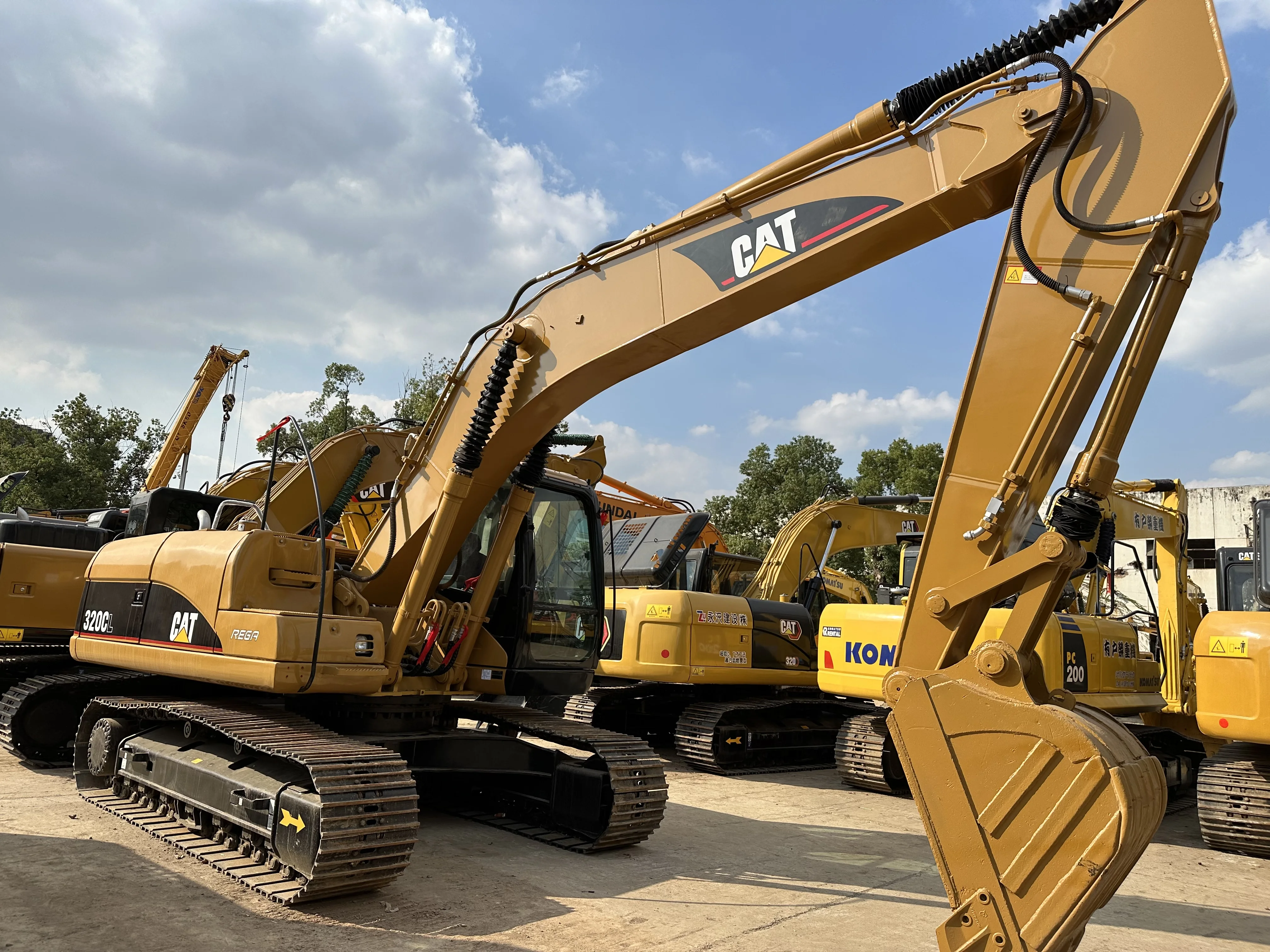 Новое поступление экскаватор-амфибия CAT 320CL экскаватор Caterpillar 320D 320DL оригинальный японский 320B 320C 330C