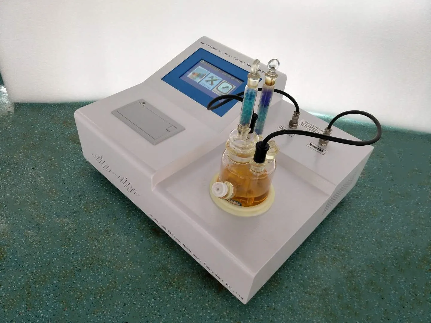 ASTM D6304 Lubricant Oil Water Content Tester Karl Fischer Moisture in Oil Meter