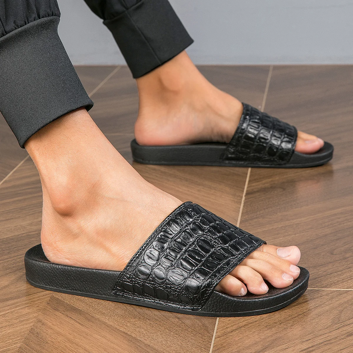 Happyslide Custom Slides Footwear Men With Logo ,Versatile Beach Flip Flops, Custom Logo Summer Flat Open Toe Slipper Sandals