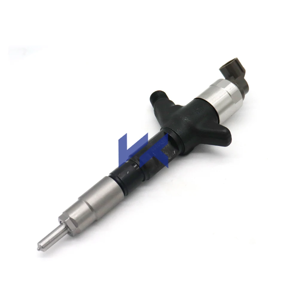 095000-778X High Quality Common Rail Fuel Injector For Toyota Hiace 2KD-FTV