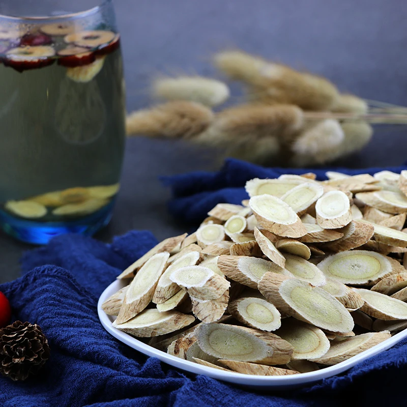 
China Huang Qi Astragalus root slices for herbal medicine 