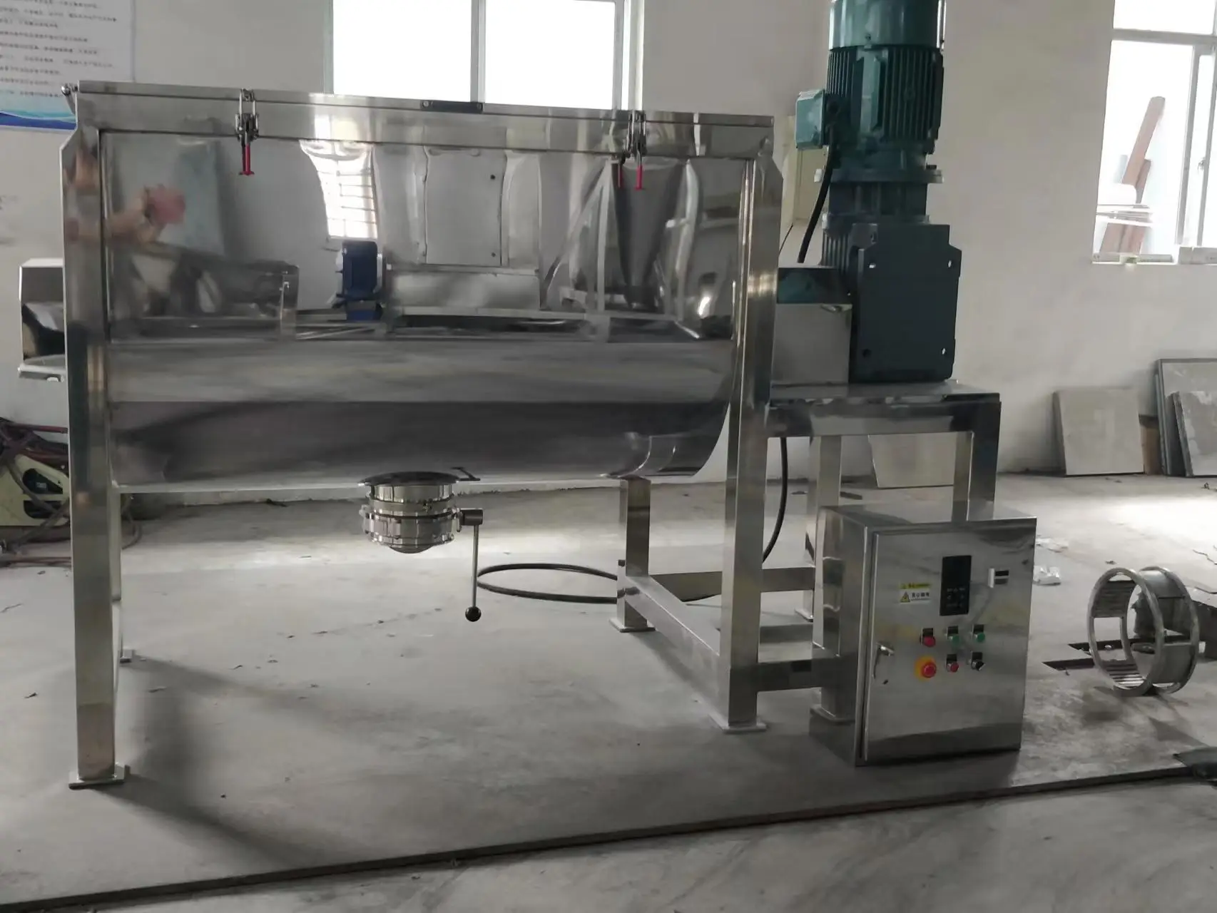 2000 Kg Pigments Powder Horizontal Ribbon Blender Mixer Dry Powder Mixer Machine