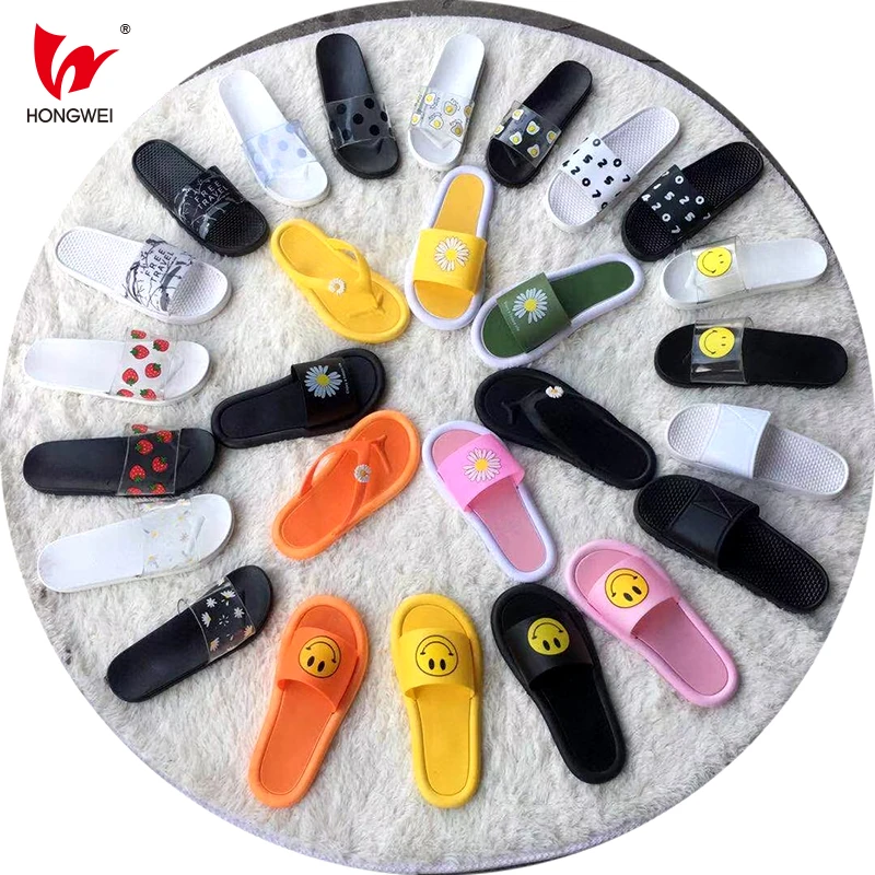 Slippers for Women 2022 Summer Fashion casual beach flat slippers wholesale ladies pvc jelly slipper
