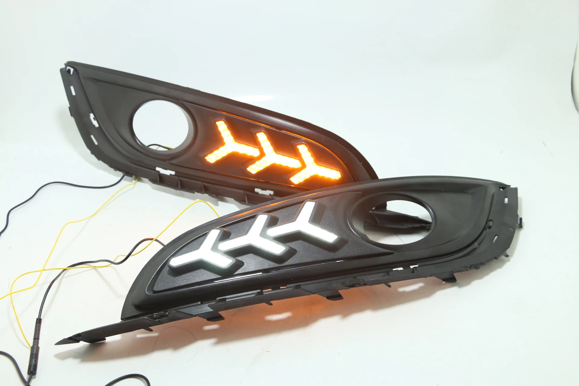 
LED fog lamp auto parts high quality DRL daytime running light for Buick Regal 2014-on 