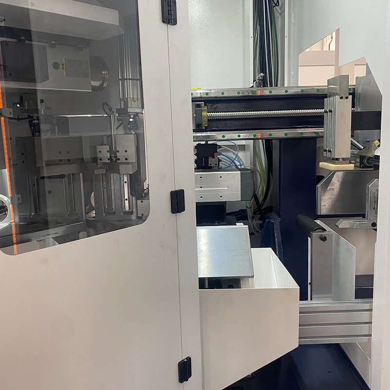 LEDE CNC Автоматические Алюминиевые митровые пилы cnc с алюминиевым сверлильно-фрезерным станком Торцевой фрезерный станок SG300-2