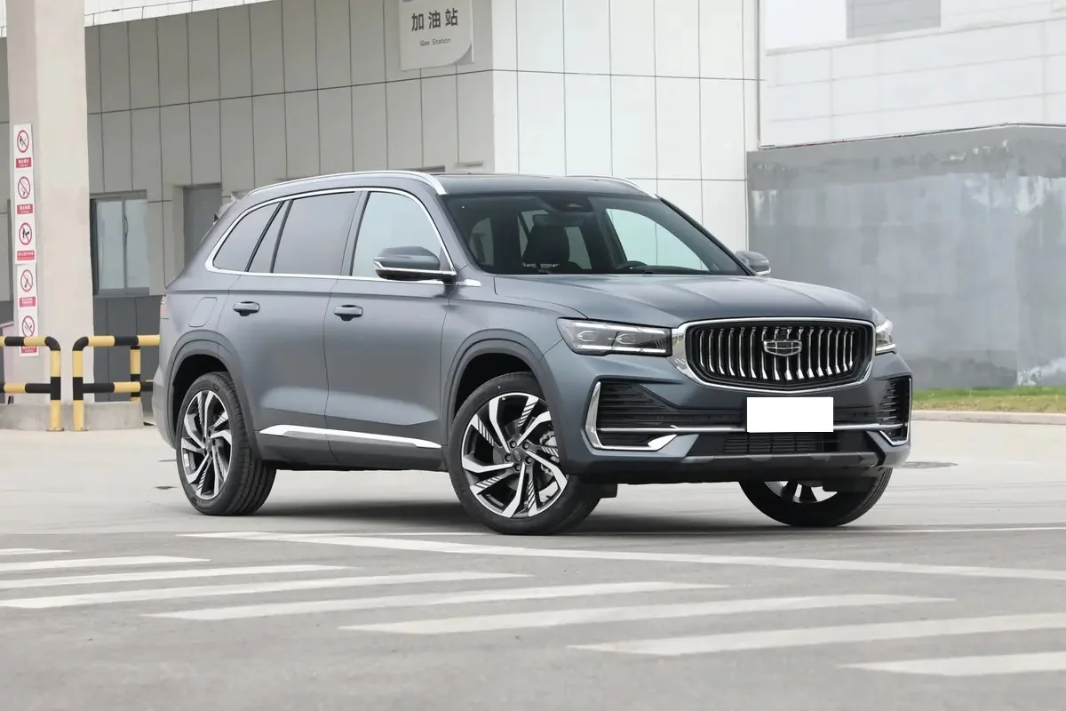New Gelly Geely Monjaro 2.0 td Flagship Suv Car Geely Monjaro 2024 Xingyue L 2023 2.0td New 4WD Offroad Vehicle Russian