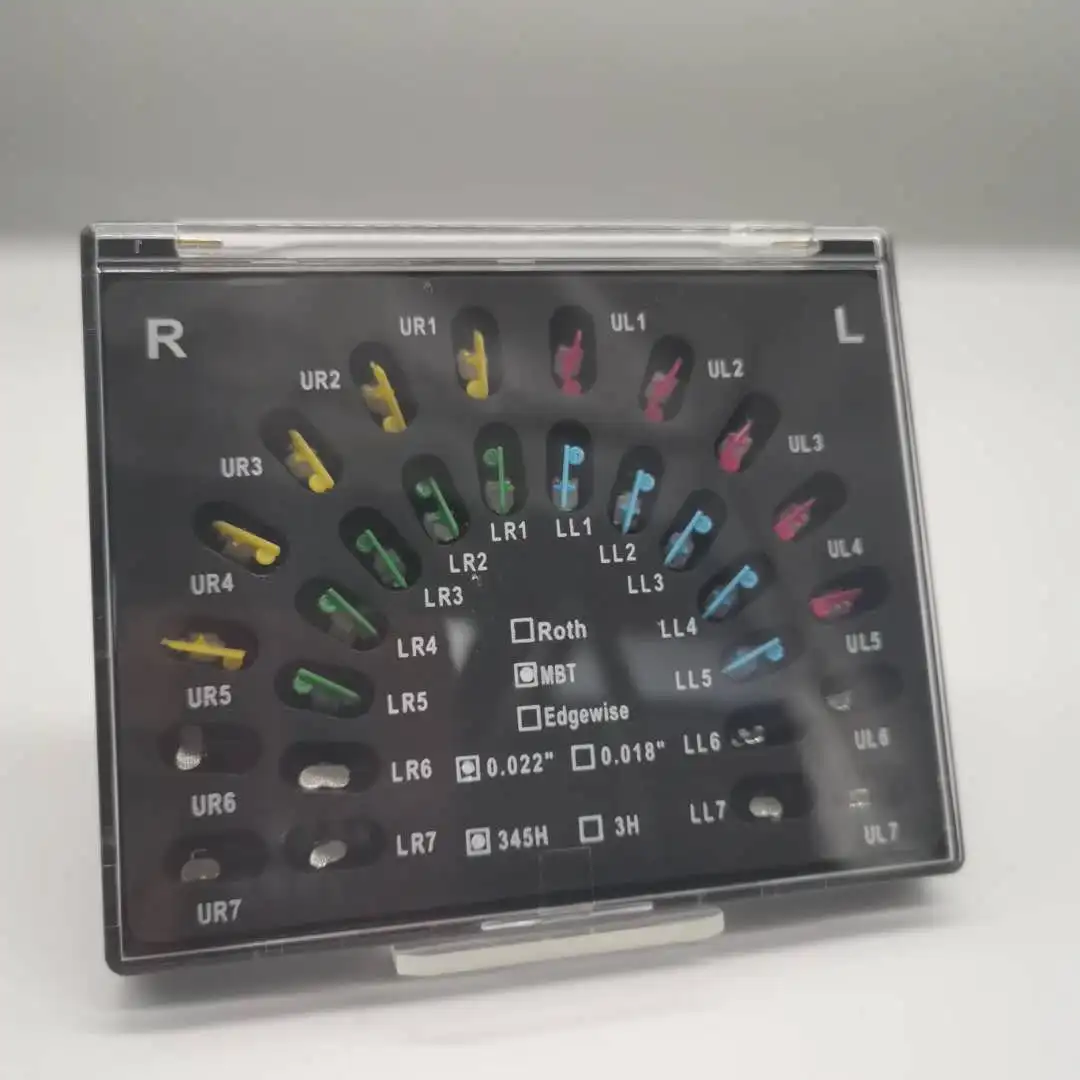 Orthodontic Dental Clear Self-ligating Brackets Teeth Model With Sapphire Self-Ligating Orthodontic Braces