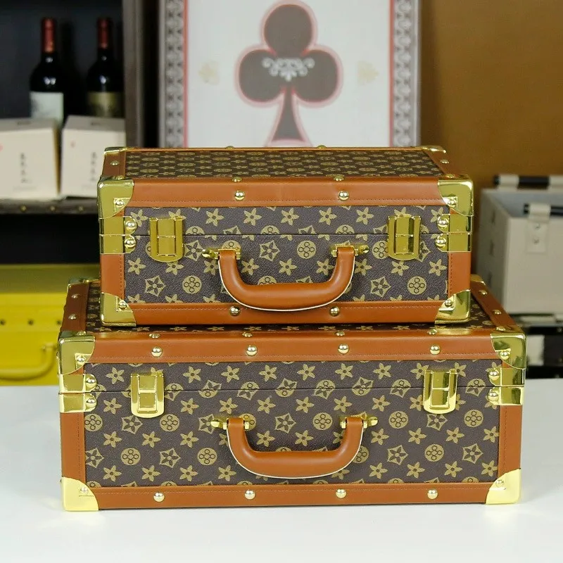 Manufacturer Coffee leather Wooden suitcase exhibition hall display ornaments Vintage decorative box