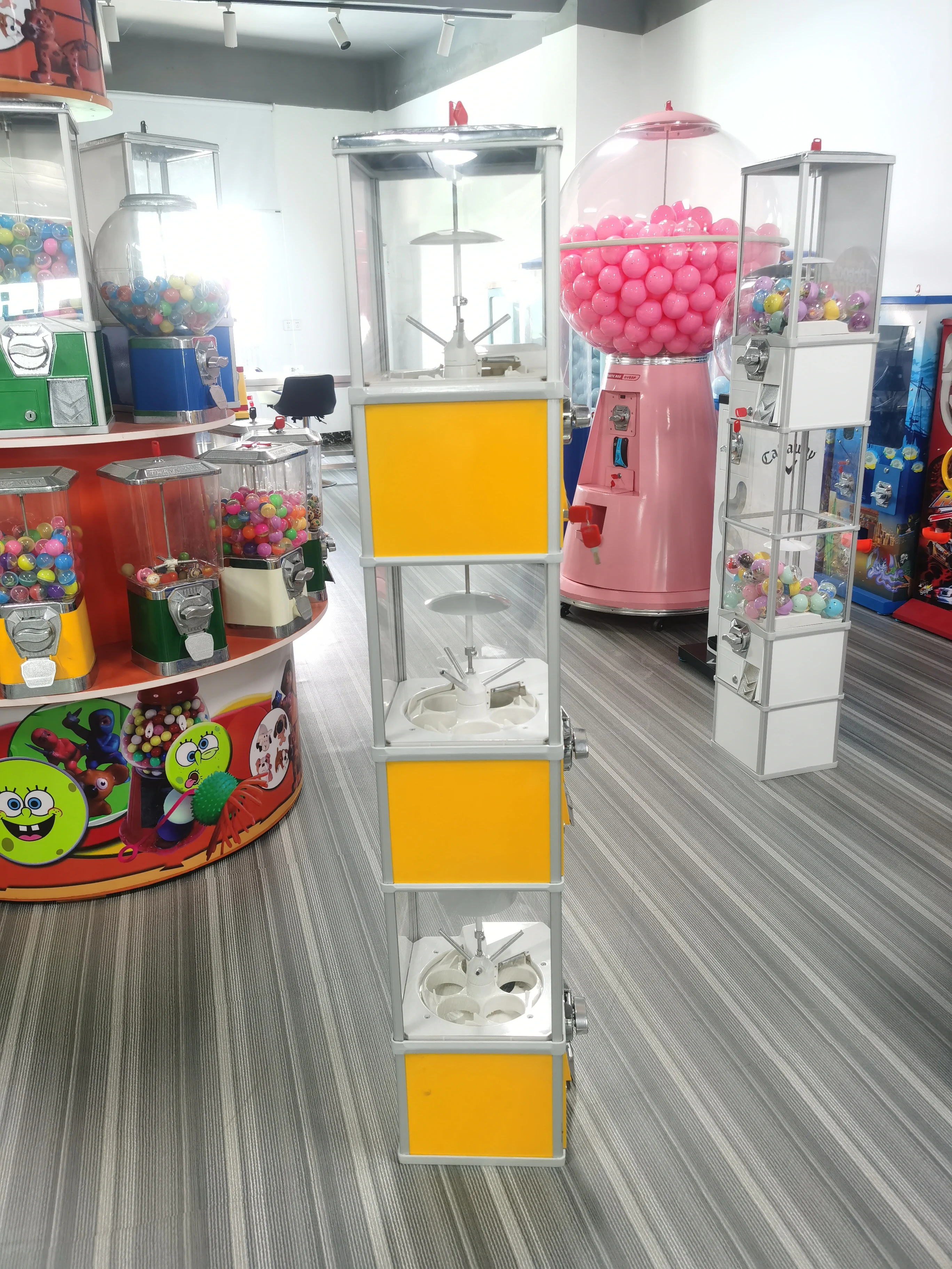 Three-Layer Toys Capsule Vending Machine Two-Inch Rental Use Product