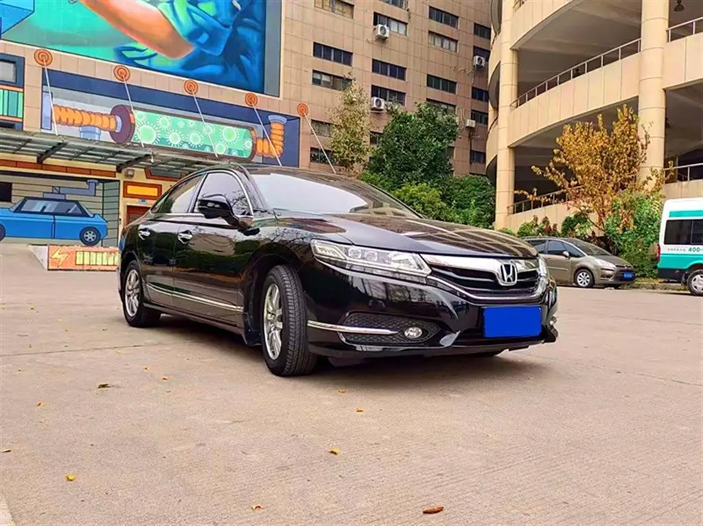 In Stock 5 days delivery best price 2017 Hon-da Spirior 2.0L for sale,chinese used cars second hand vehicles cheap car