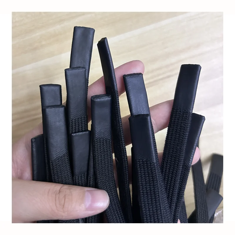 Wholesale Polyester Black color coated silicone dipped end rubber tips pants drawcord for garments