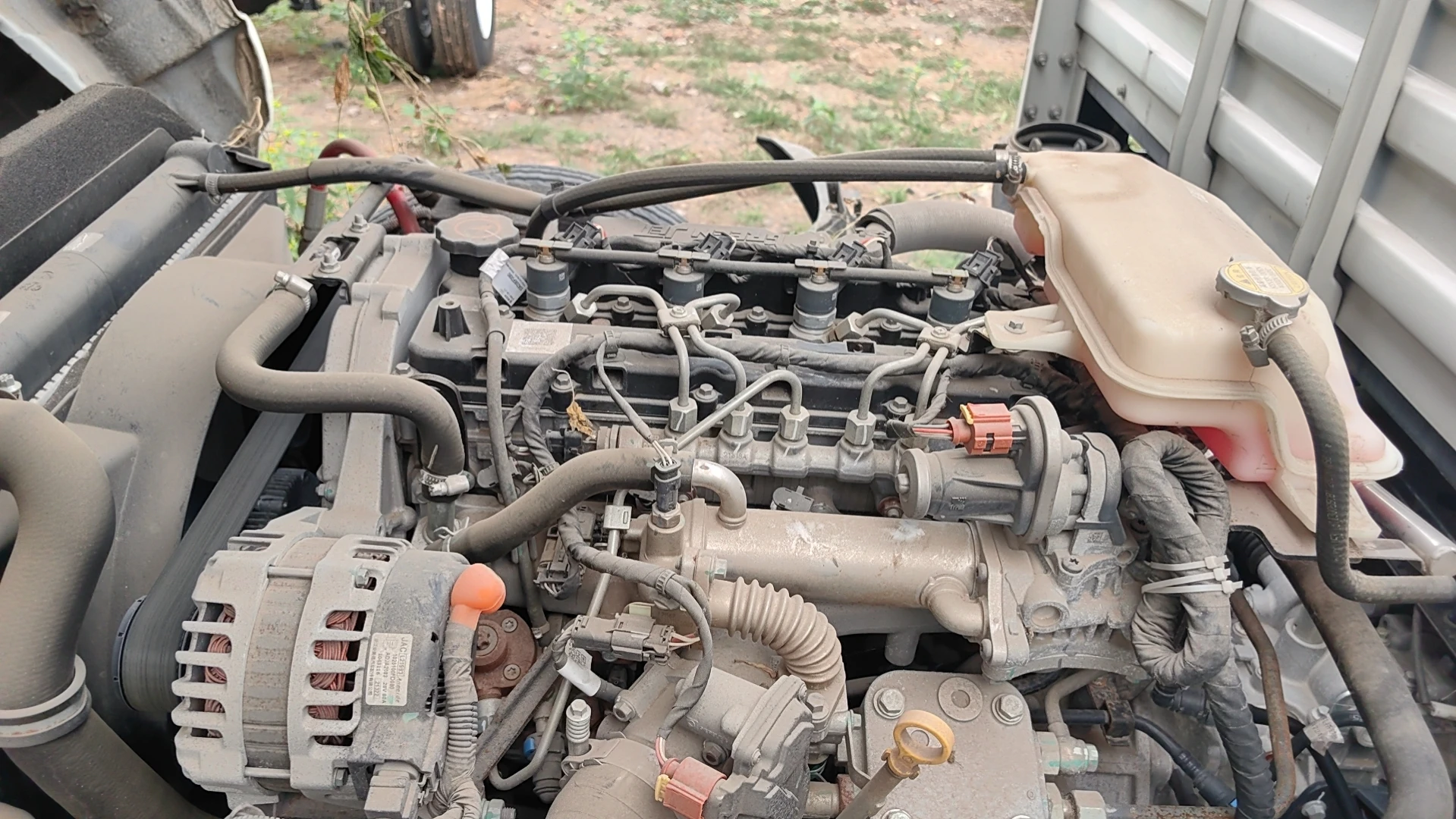 JAC X7 HFC4DB3-2E ENGINE MODEL 90KW 122 HP CARGO TRUCK