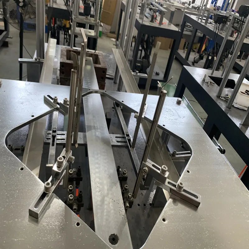 
ZX-RB Automatic PE coated paper box thermoforming machine/Take away box craft paper box making machine 