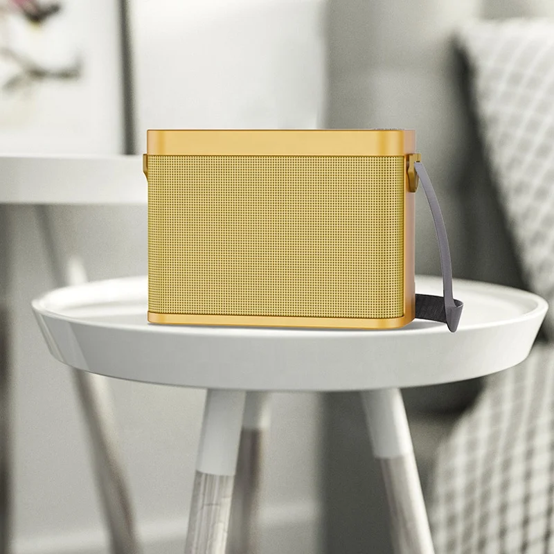 2 in 1 Portable Karaoke Wireless Bluetooth Speaker Dual Microphone Speaker High Power Subwoofer Family KTV party singing