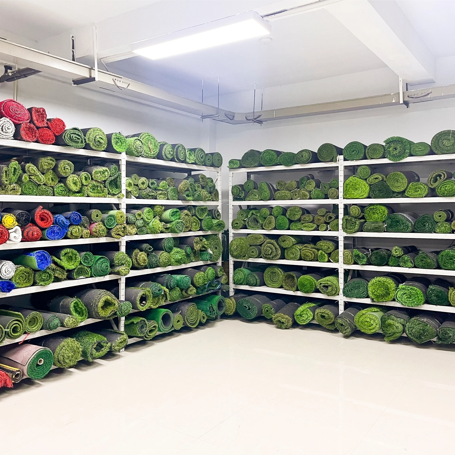 Portable Professional Synthetic Grass Artificial Turf china Synthetic Turf Artificial Grass