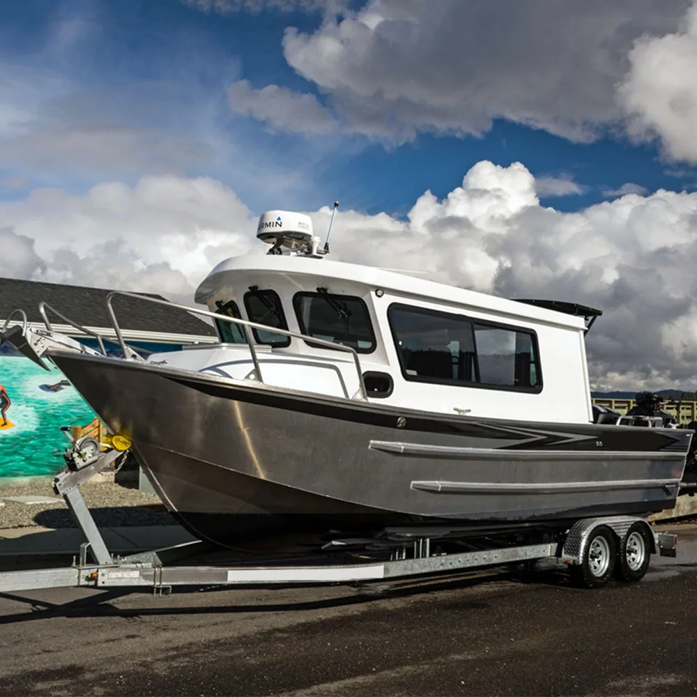 High-Speed Sport Yacht Cabin Fishing Boat with Storage Space Fully Warehoused Aluminum Outboard Engine for Sale