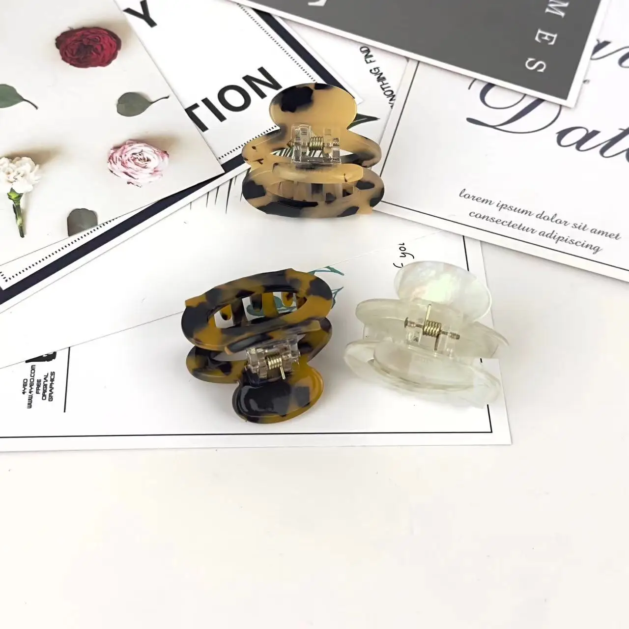 Cute Little Japanese Mini Flower Hairpin With A Cute Half-Tied Ponytail With Bangs On Top