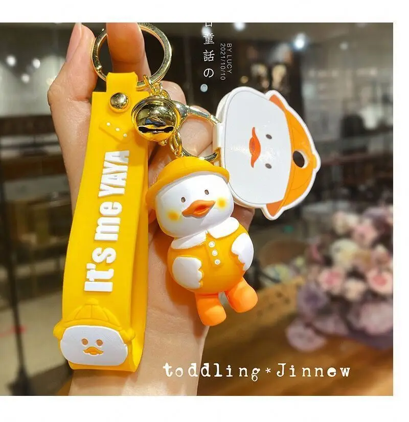 pom XNG 2022 New 3D Cartoon Keychain Resin Handmade Kawaii Red Purple Yellow Duck Keychain For Car Bag Pendant Women gifts Key