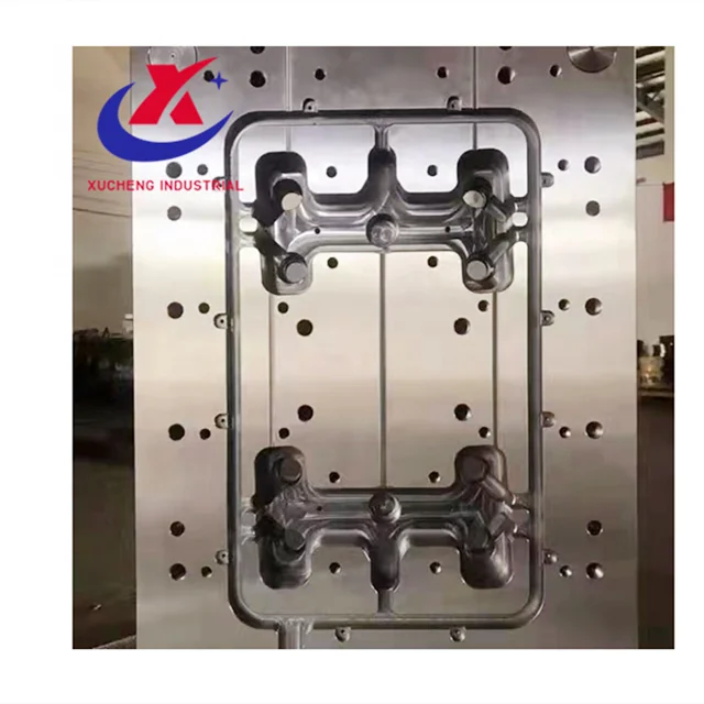 China plastic injection molding service supplier with tooling shop