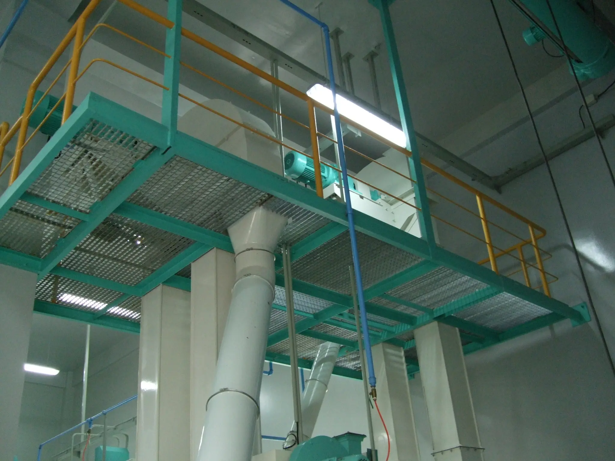 3-6 Ton Per Hour Auto Ring Die Pellet Feed Production Line For Chicken Farms