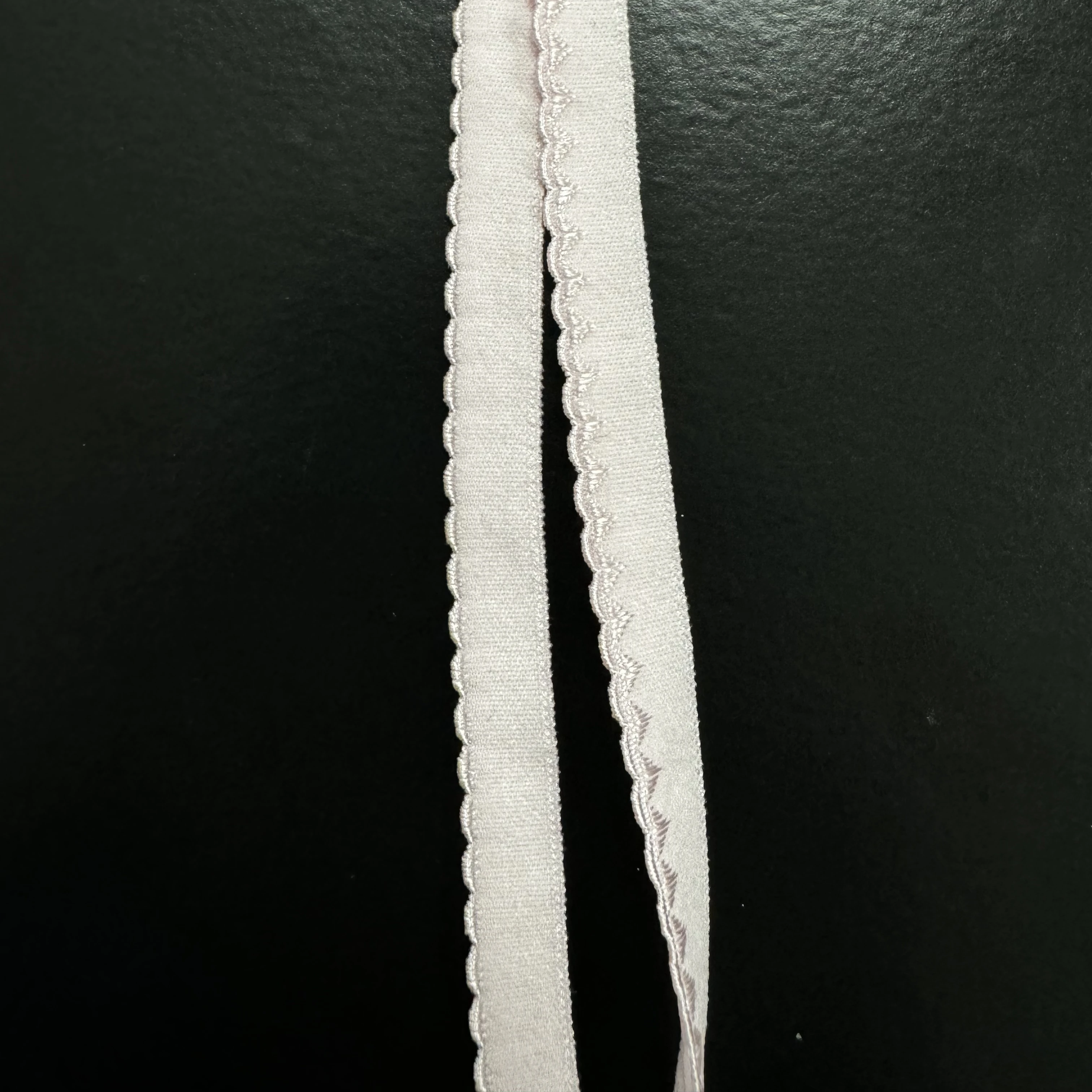 TUTON Shoulder strap for women Underwear Skin-friendly Material Wavy edge Width 1cm High resilience