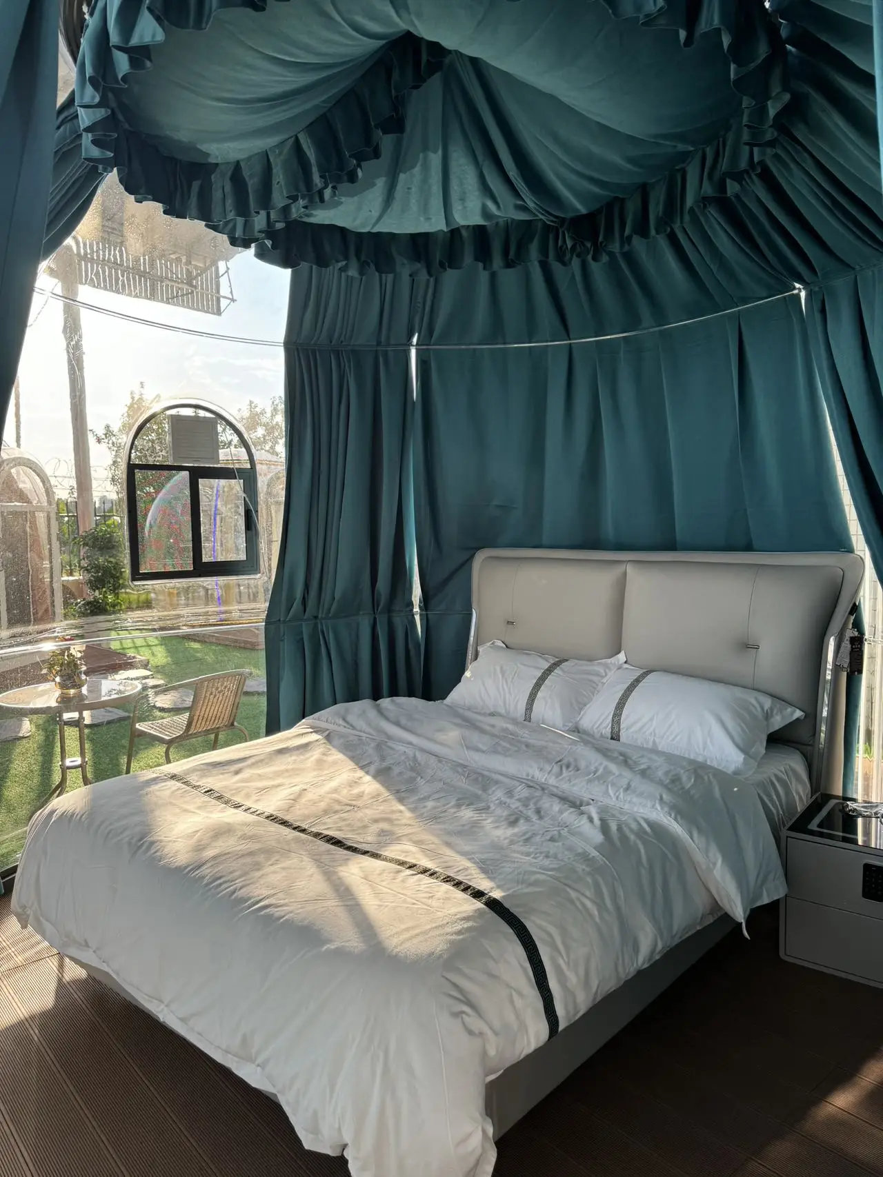 New Design Hotel Luxury Igloo Dome House Outdoor Transparent Glamping Dome Tent Geodesic Domes For Sale