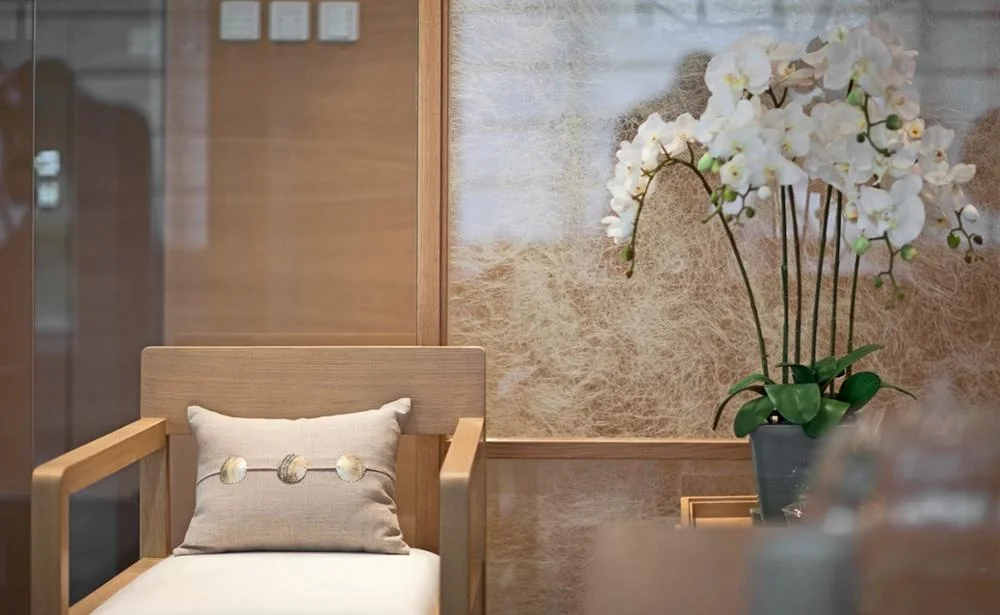 Manufacturer china luxurious antique king bedroom furniture sets