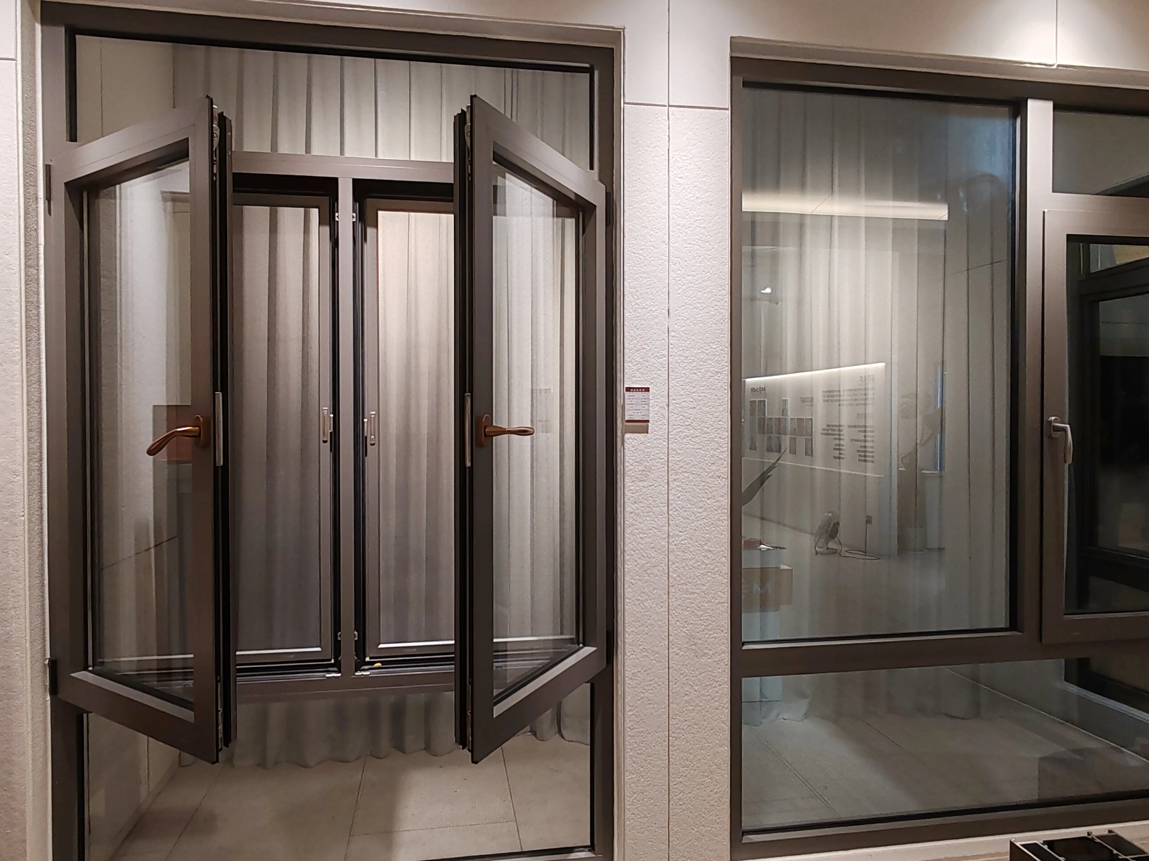 china manufacturers brown color aluminum casement windows for sale