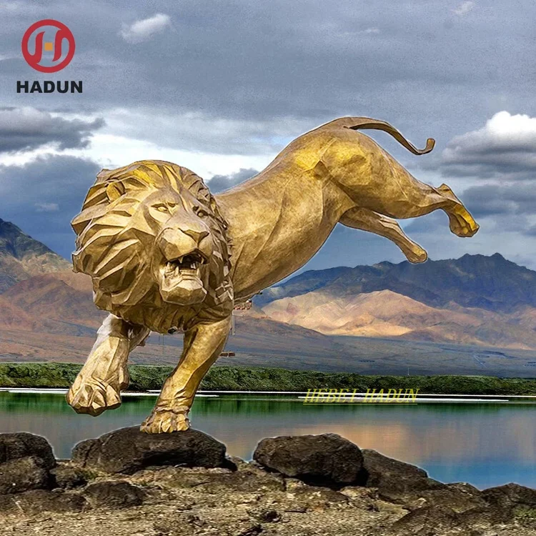 Giant Attractive Colossal Bronze Golden Lion Statue for Entrance Decoration