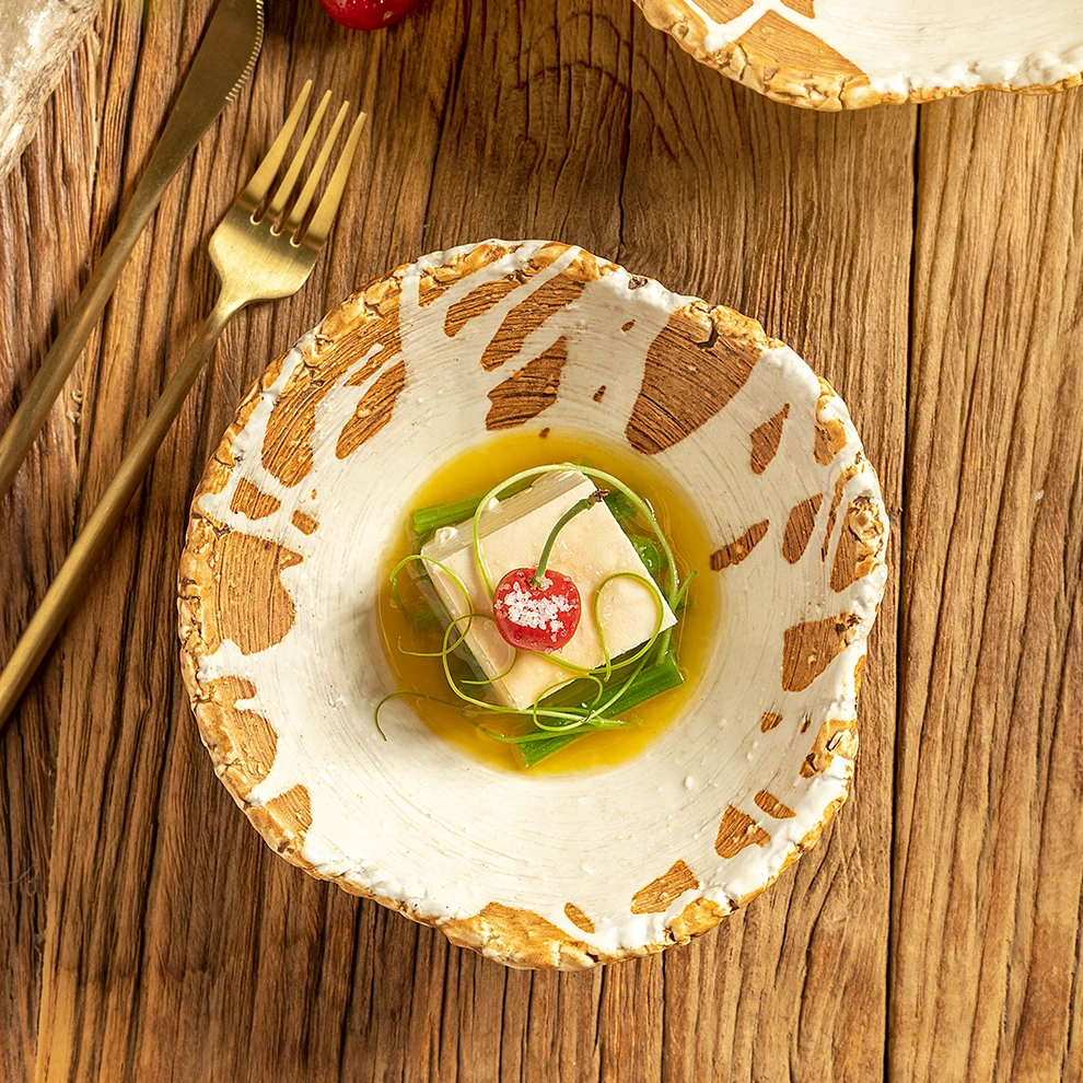 YAYU Stylish Crockery Restaurant Ceramic Deep Salad Dishes Plates Porcelain Tableware Set Hotel Colorful Frosted Ceramic Plate