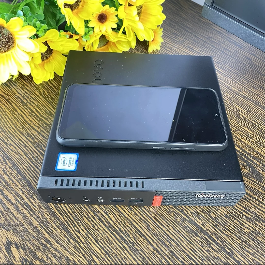 The almost new Lenovo M710Q mini console has built-in WI-FI office home entertainment gaming support Core i3/i5/i7