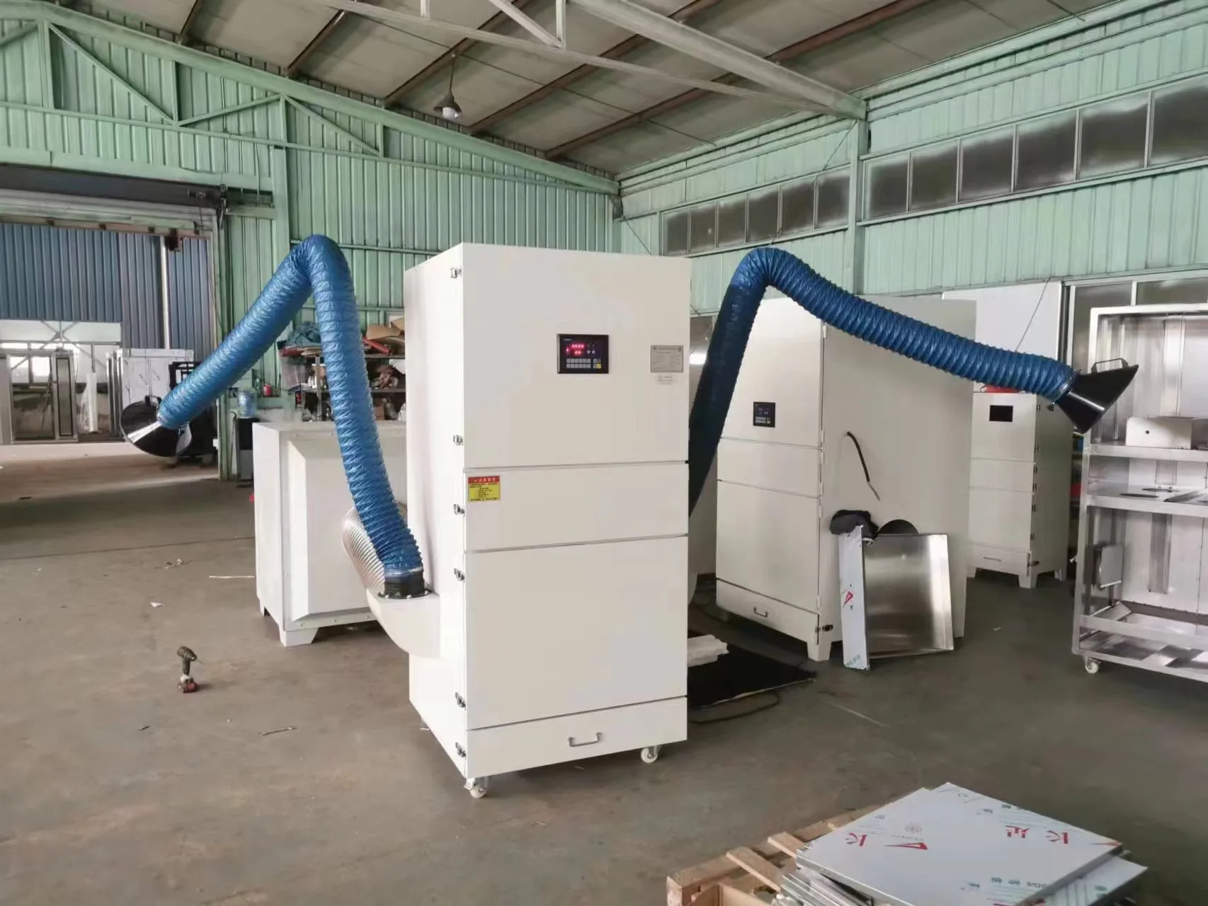 For air purification and material recovery in electronics portable carbon steel dust collector