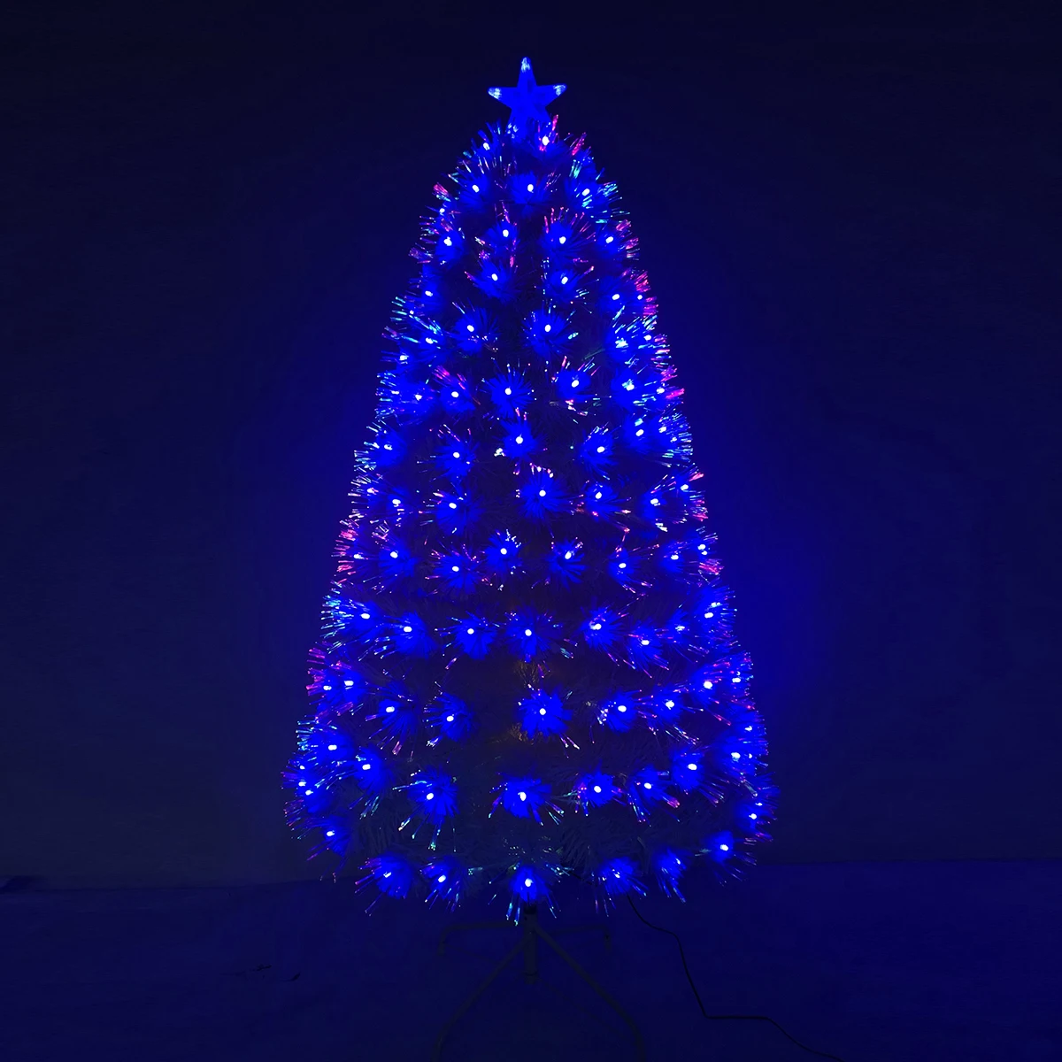 150cm artificial green PVC tree with 9CM wooden trunk glitter and pine cone Christmas decoration Tree
