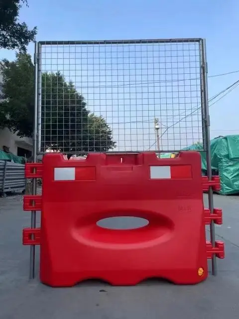 Traffic road safety barrier warning product collision prevention Fill water fence water horse