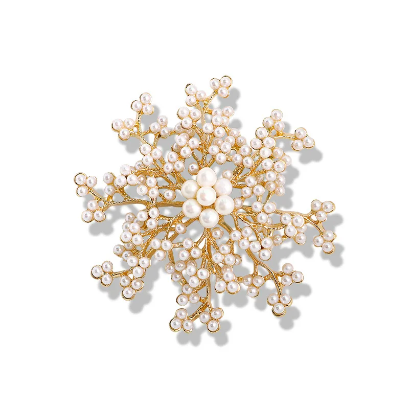 2022 New Fashion Bridal Clothing Flower Brooch Wedding Accessories Pearl Snowflake Wholesale Brooch